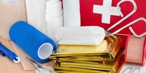 چه چیزی باید در کیت کمک های اولیه شما باشد؟